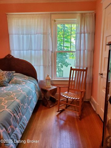 2923 Avon Rd, Louisville, KY 40220