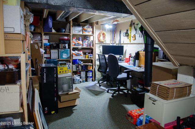 2923 Avon Rd, Louisville, KY 40220