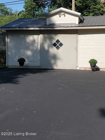 2923 Avon Rd, Louisville, KY 40220