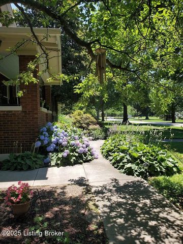 2923 Avon Rd, Louisville, KY 40220