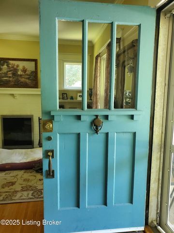 2923 Avon Rd, Louisville, KY 40220