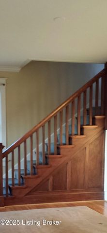 2923 Avon Rd, Louisville, KY 40220