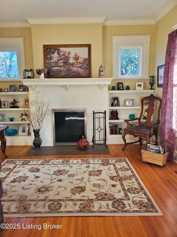 2923 Avon Rd, Louisville, KY 40220