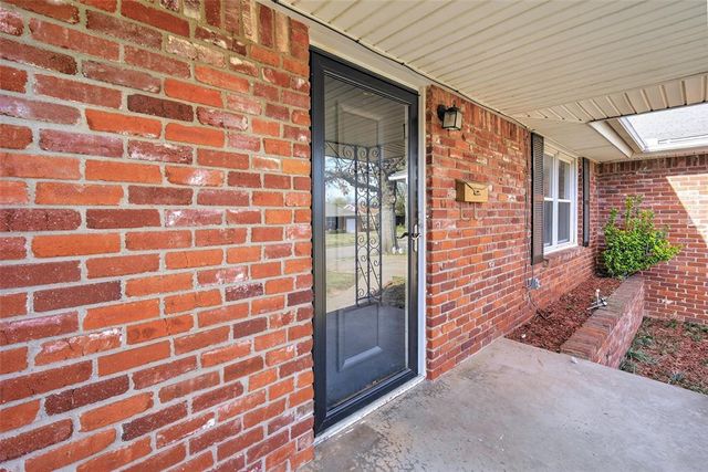 2420 NW 54th Street, Oklahoma City, OK 73112