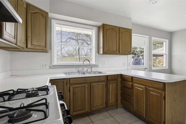 2420 NW 54th Street, Oklahoma City, OK 73112