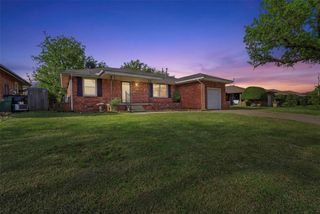 2420 NW 54th Street, Oklahoma City, OK 73112