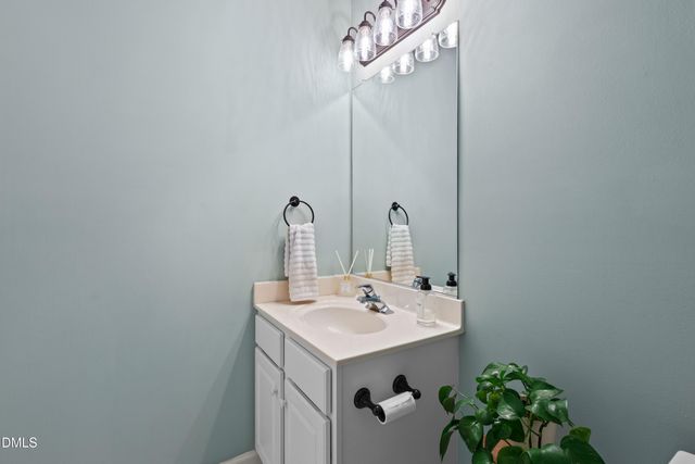 1202 Fairfax Woods Drive, Apex, NC 27502