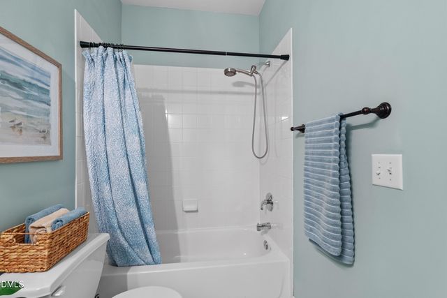 1202 Fairfax Woods Drive, Apex, NC 27502