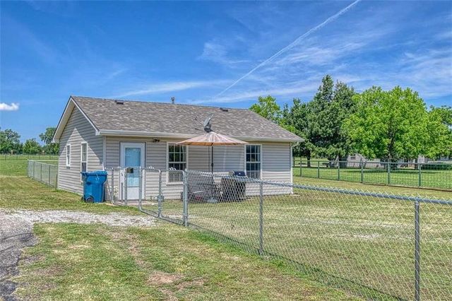 2300 S Main Street, Newcastle, OK 73065