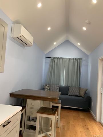 10019 Avenue N, Brooklyn, NY 11236