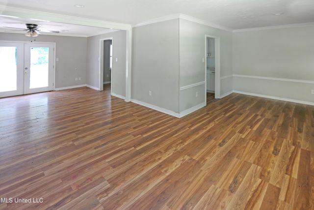 1250 Summer Lane, Jackson, MS 39211