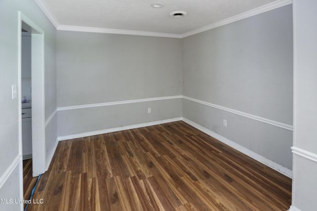 1250 Summer Lane, Jackson, MS 39211
