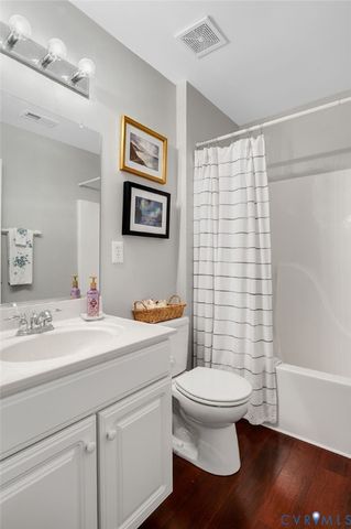 4529 Meredith Creek Dr, Glen Allen, VA 23060