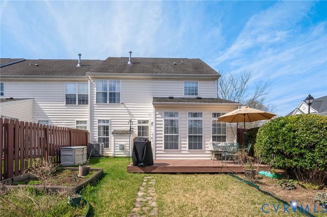 4529 Meredith Creek Dr, Glen Allen, VA 23060