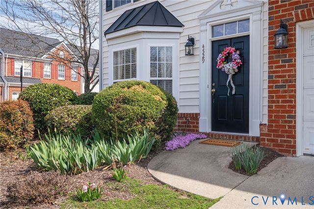 4529 Meredith Creek Dr, Glen Allen, VA 23060