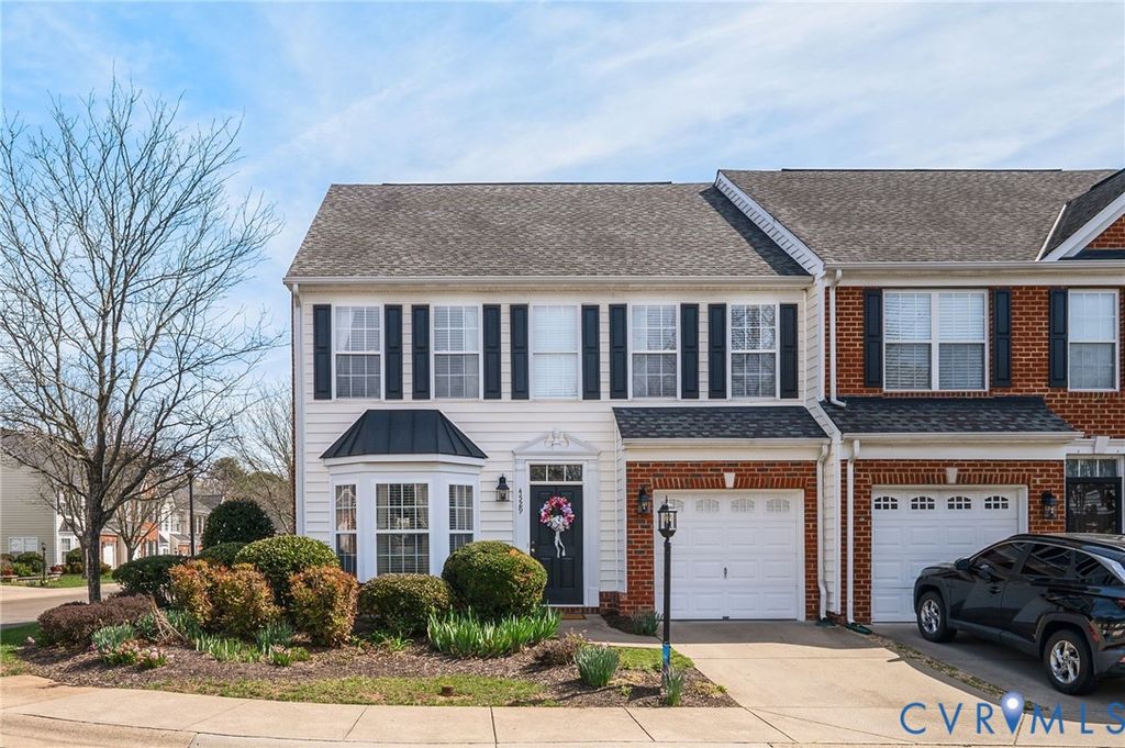 4529 Meredith Creek Dr, Glen Allen, VA 23060