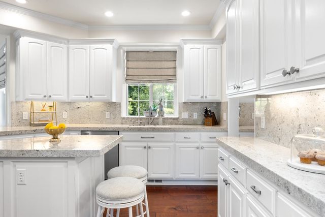 2400 Highland Hills Dr, El Dorado Hills, CA 95762