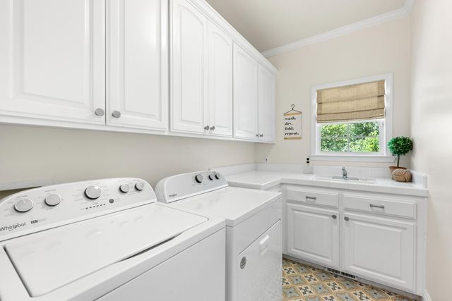 2400 Highland Hills Dr, El Dorado Hills, CA 95762