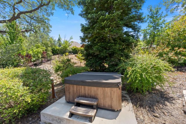 2400 Highland Hills Dr, El Dorado Hills, CA 95762