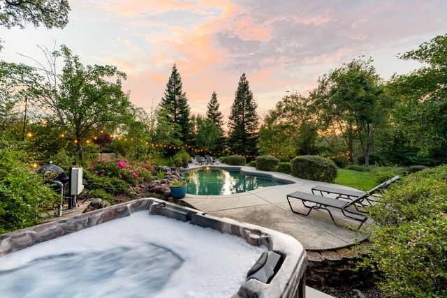 2400 Highland Hills Dr, El Dorado Hills, CA 95762