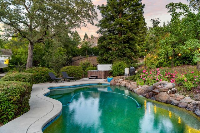 2400 Highland Hills Dr, El Dorado Hills, CA 95762