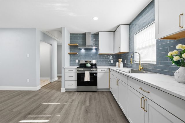 4324 Crenshaw Avenue, Fort Worth, TX 76105