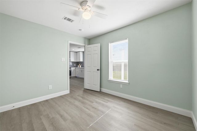 4324 Crenshaw Avenue, Fort Worth, TX 76105