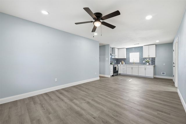 4324 Crenshaw Avenue, Fort Worth, TX 76105