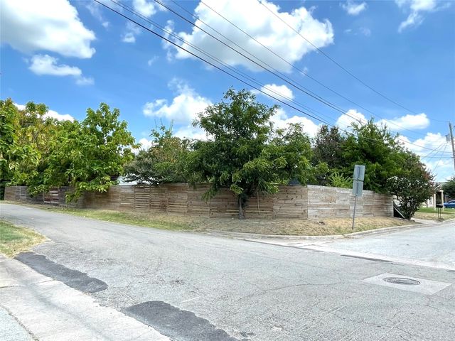 3812 Park Street, Greenville, TX 75401