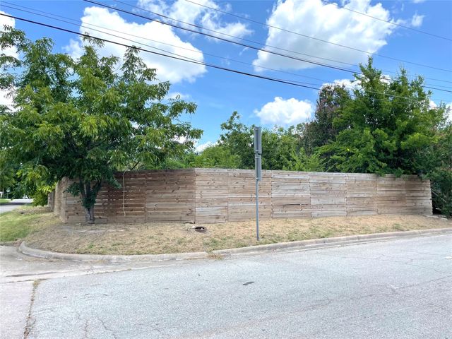 3812 Park Street, Greenville, TX 75401