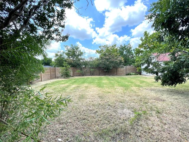 3812 Park Street, Greenville, TX 75401