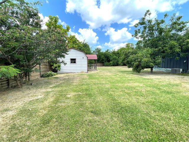 3812 Park Street, Greenville, TX 75401