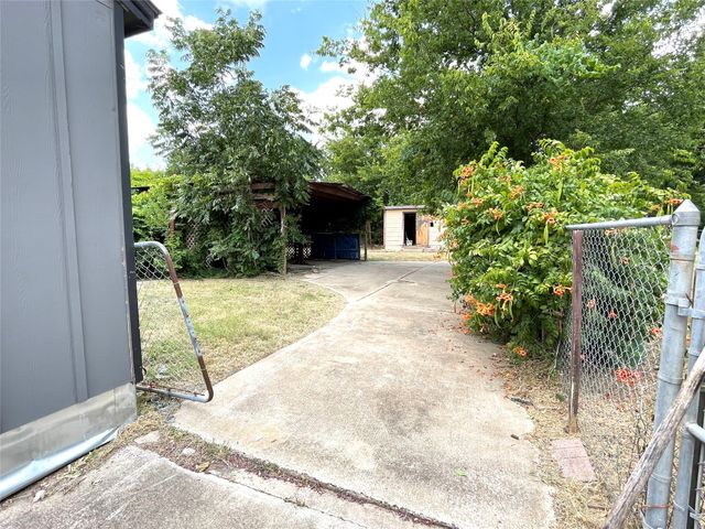 3812 Park Street, Greenville, TX 75401
