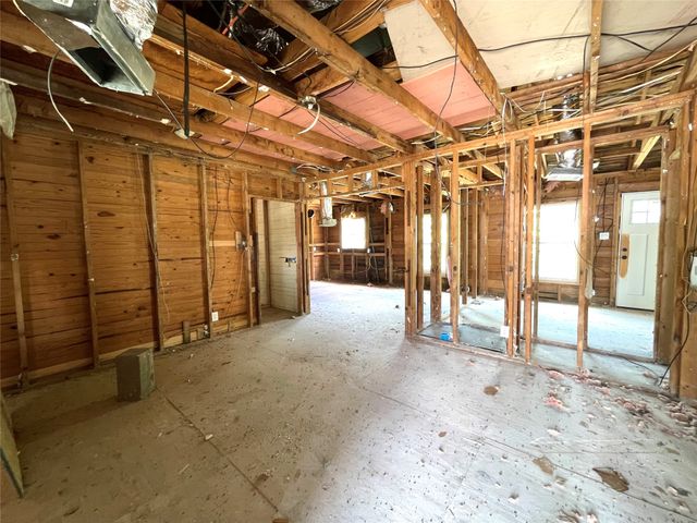 3812 Park Street, Greenville, TX 75401