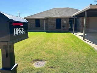 1228 NEWMAN AVENUE, Iowa Park, TX 76310