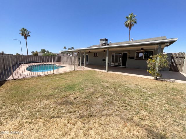 1359 S ALMOND Circle, Mesa, AZ 85204