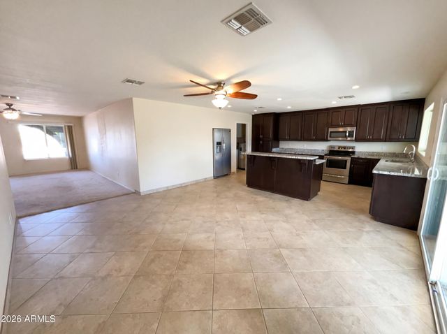 1359 S ALMOND Circle, Mesa, AZ 85204