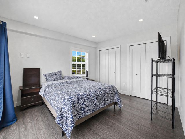 807 NW 1ST Avenue, Fort Lauderdale, FL 33311