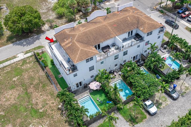 807 NW 1ST Avenue, Fort Lauderdale, FL 33311