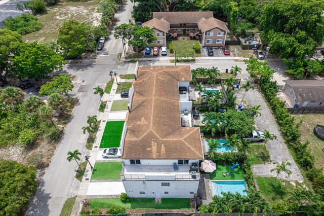 807 NW 1ST Avenue, Fort Lauderdale, FL 33311