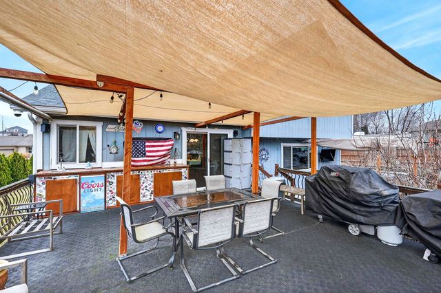 17904 E 11th Ave, Greenacres, WA 99016