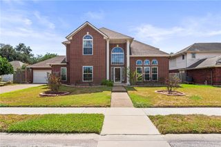 4513 Ammer Lake Dr, Corpus Christi, TX 78413
