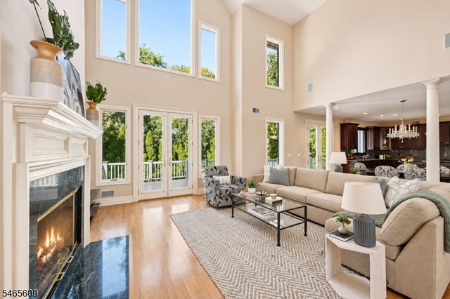 54 BURNET HILL ROAD, Livingston Twp., NJ 07039