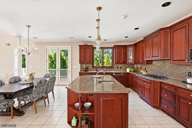 54 BURNET HILL ROAD, Livingston Twp., NJ 07039