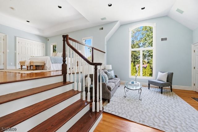 54 BURNET HILL ROAD, Livingston Twp., NJ 07039