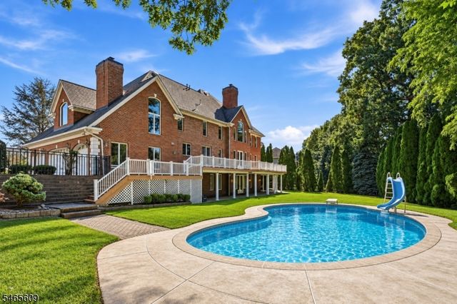 54 BURNET HILL ROAD, Livingston Twp., NJ 07039
