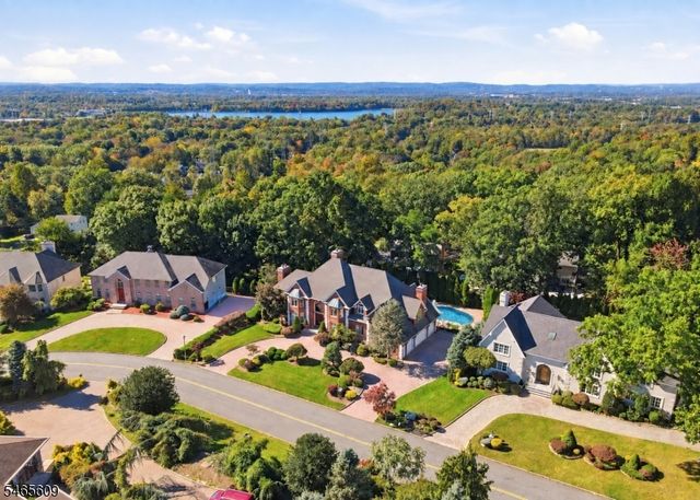 54 BURNET HILL ROAD, Livingston Twp., NJ 07039