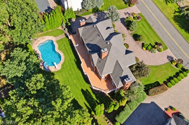 54 BURNET HILL ROAD, Livingston Twp., NJ 07039