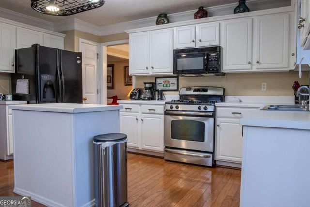 1950 East Bay Street, Hoschton, GA 30548