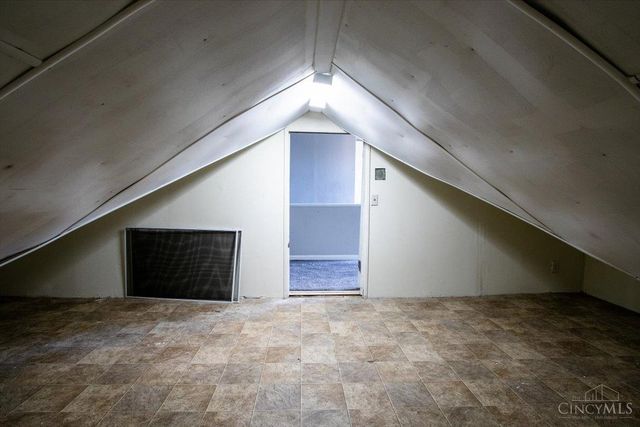 1904 Hunt Road, Reading, OH 45215